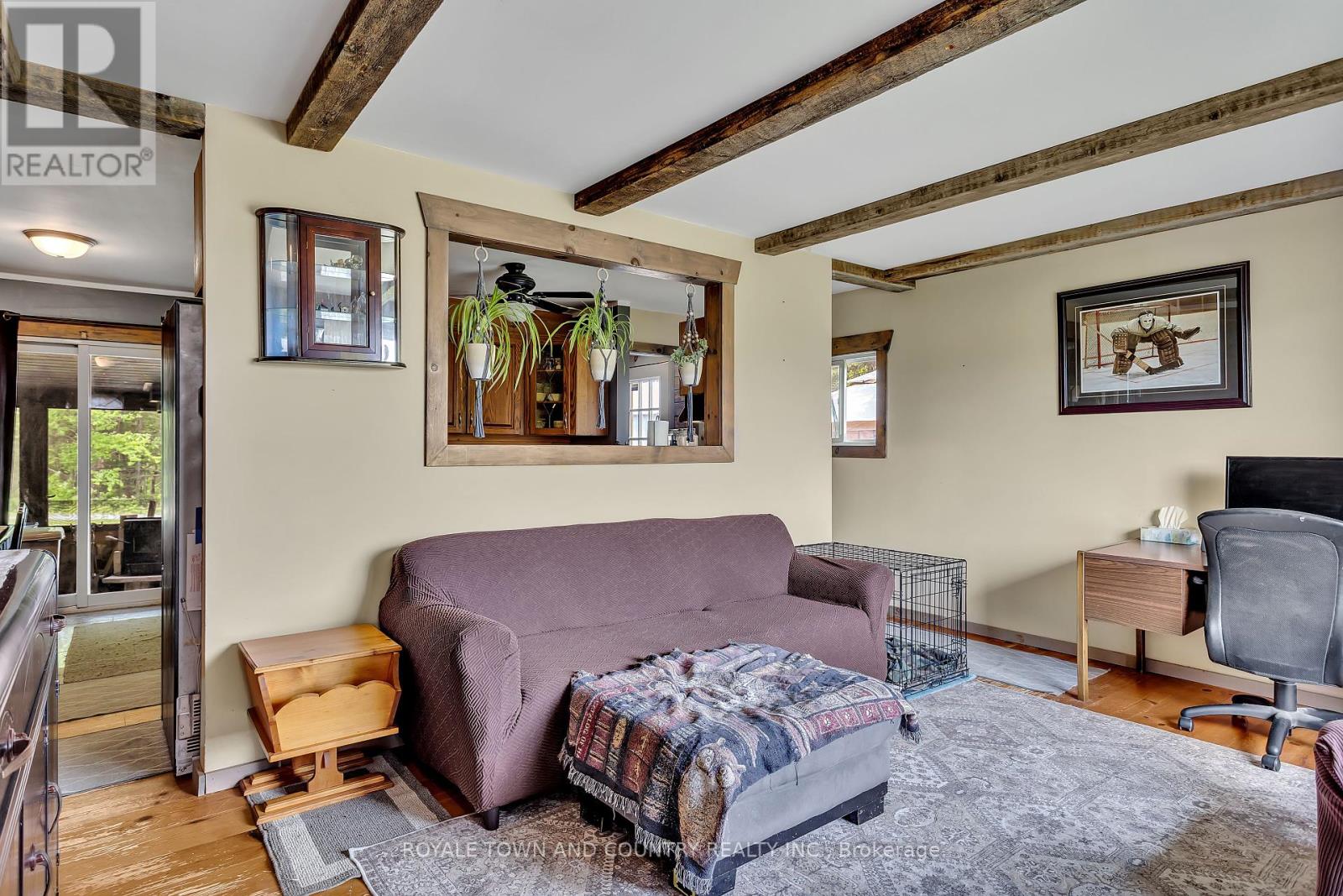 1042 TWEED DRIVE