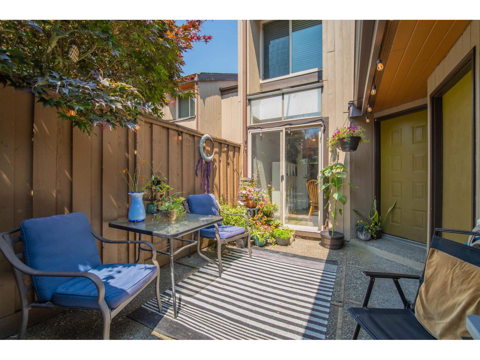 117 2533 MARCET COURT