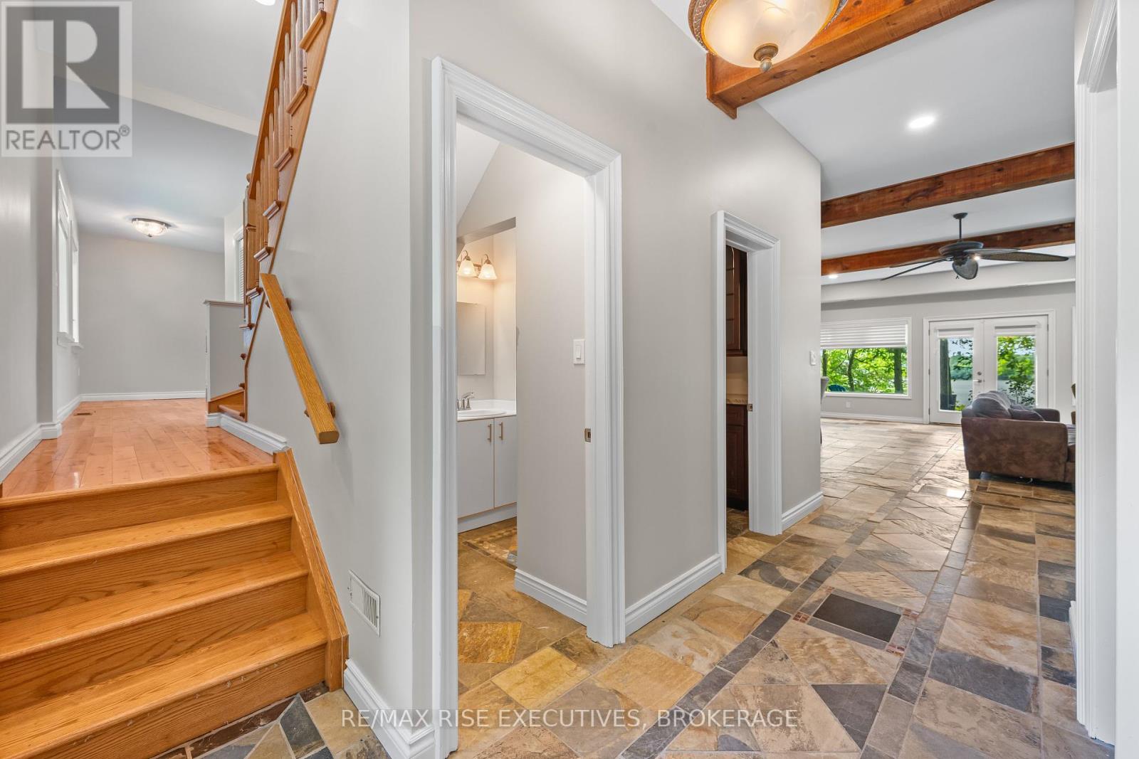 2300 COUNTY ROAD 32