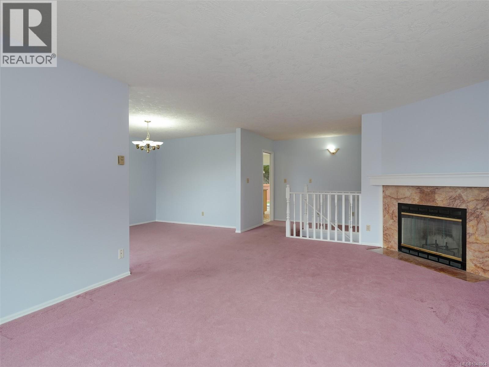 6764 Rhodonite Dr
