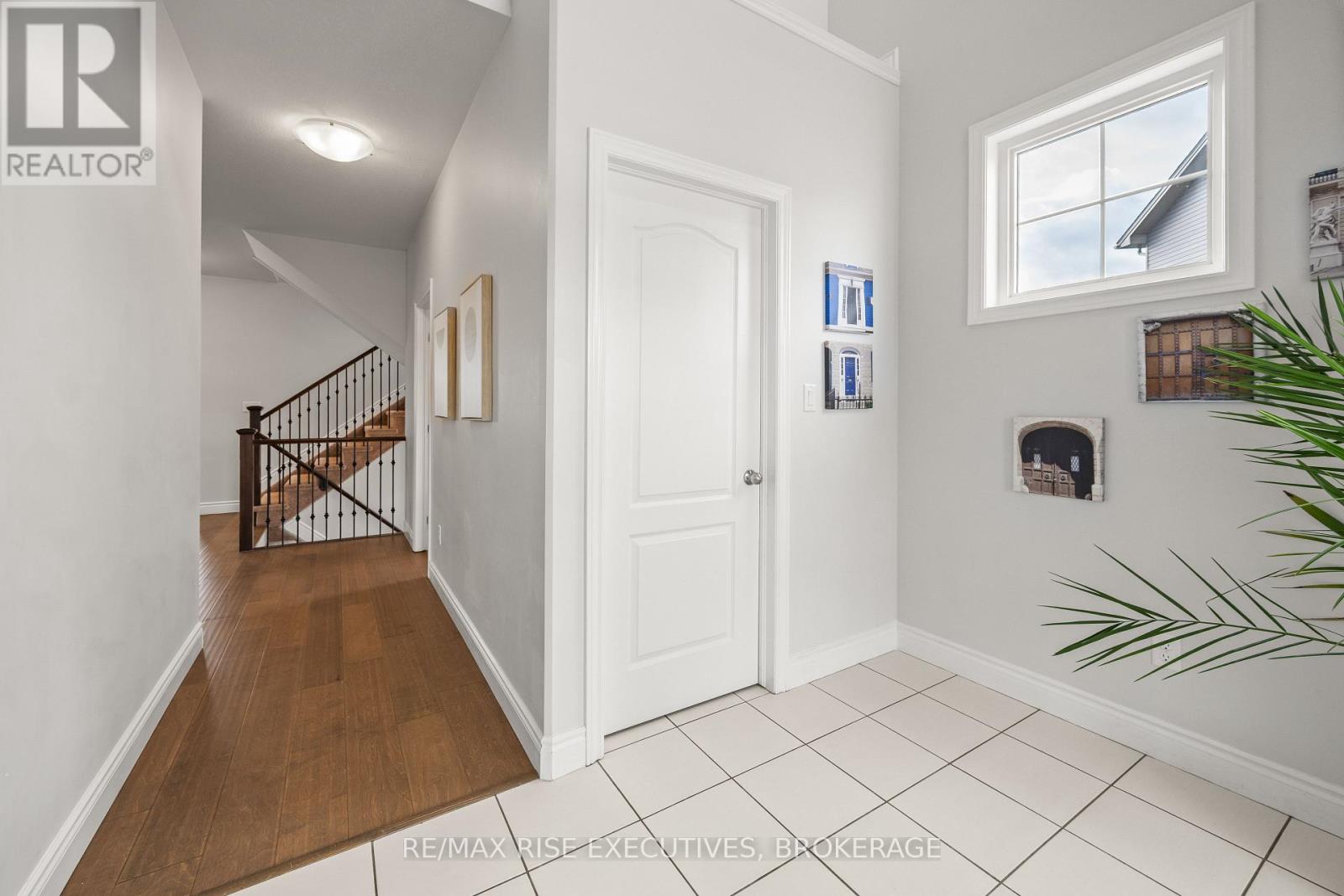 483 BETH CRESCENT