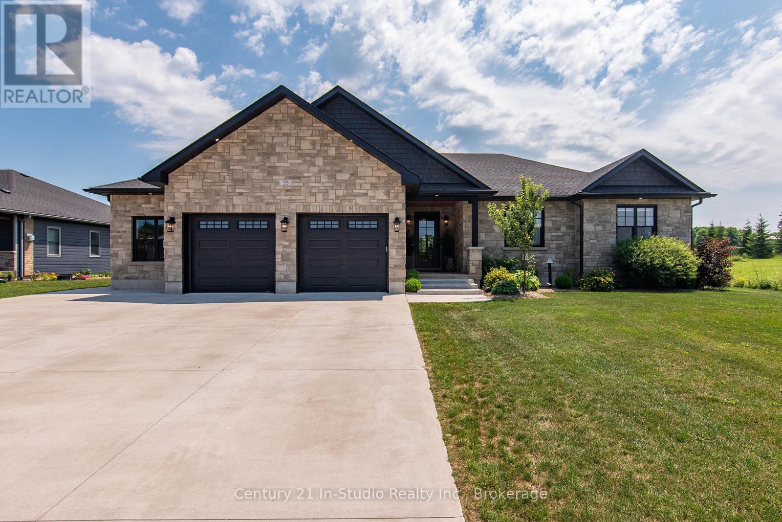 33 NICKASON DRIVE