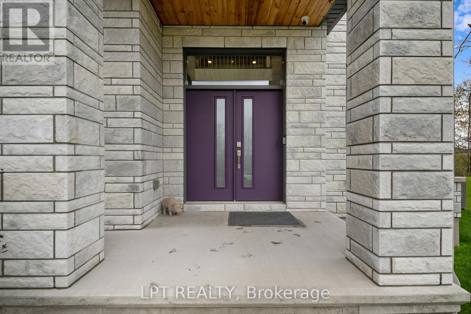589 SHOREWAY DRIVE