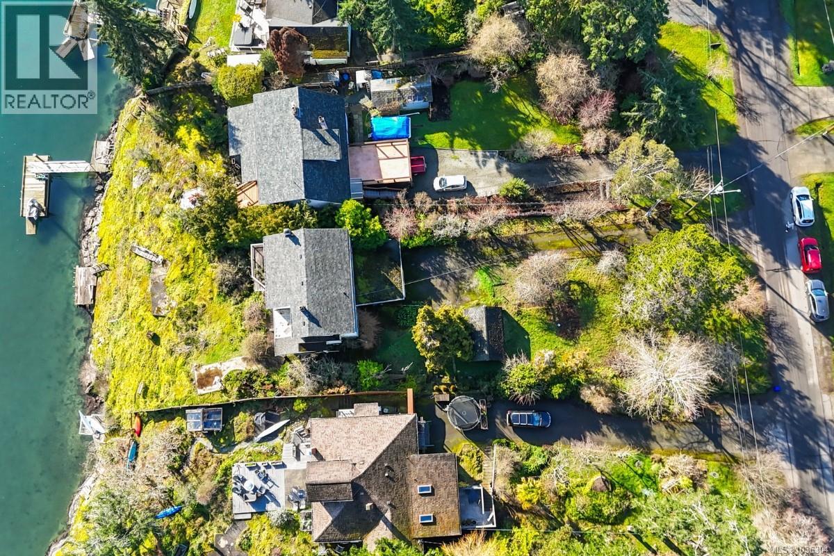 304 Bessborough Ave