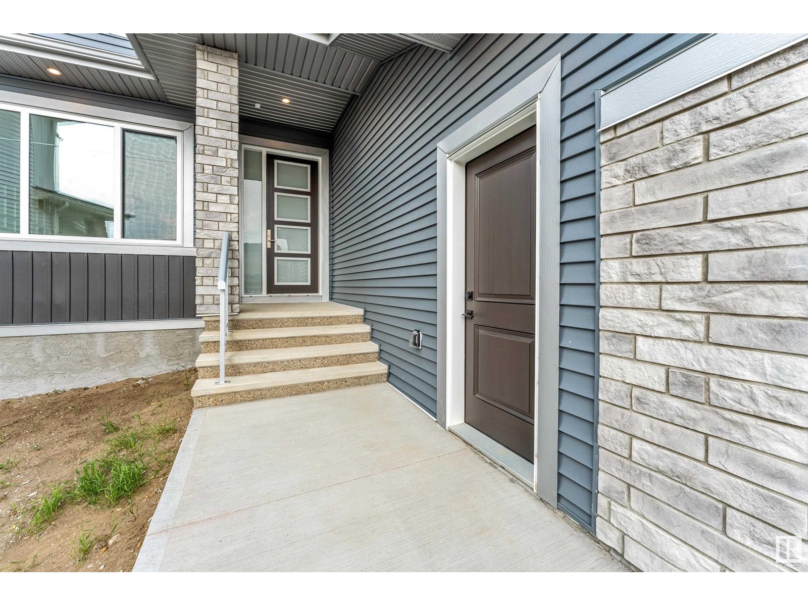 29 DARBY CR