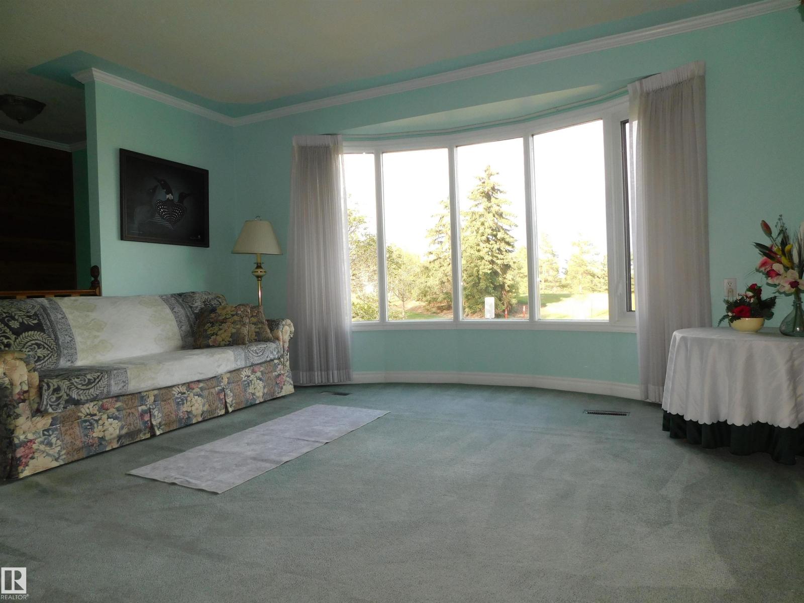 10908 30 ST NW