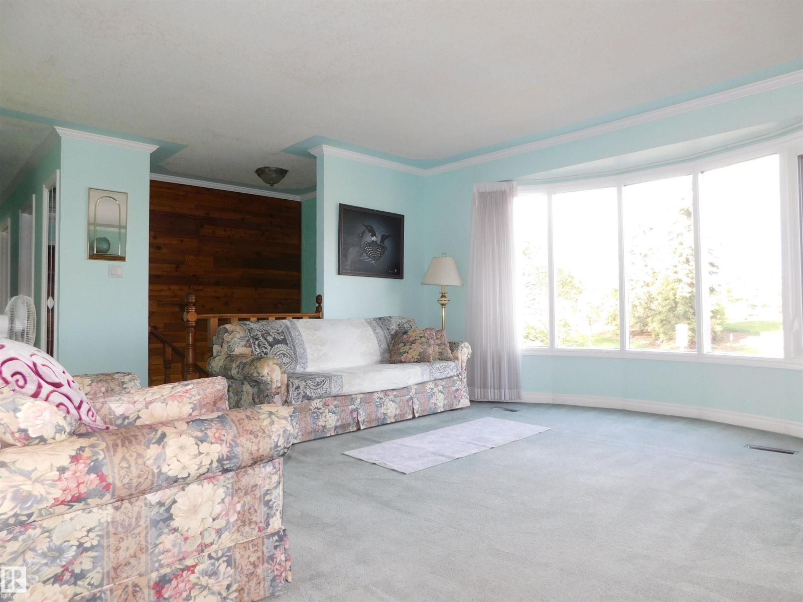 10908 30 ST NW