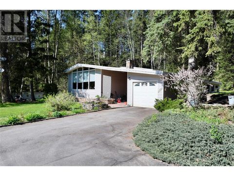 3361 & 3365 95 Highway Golden BC V0A1L0