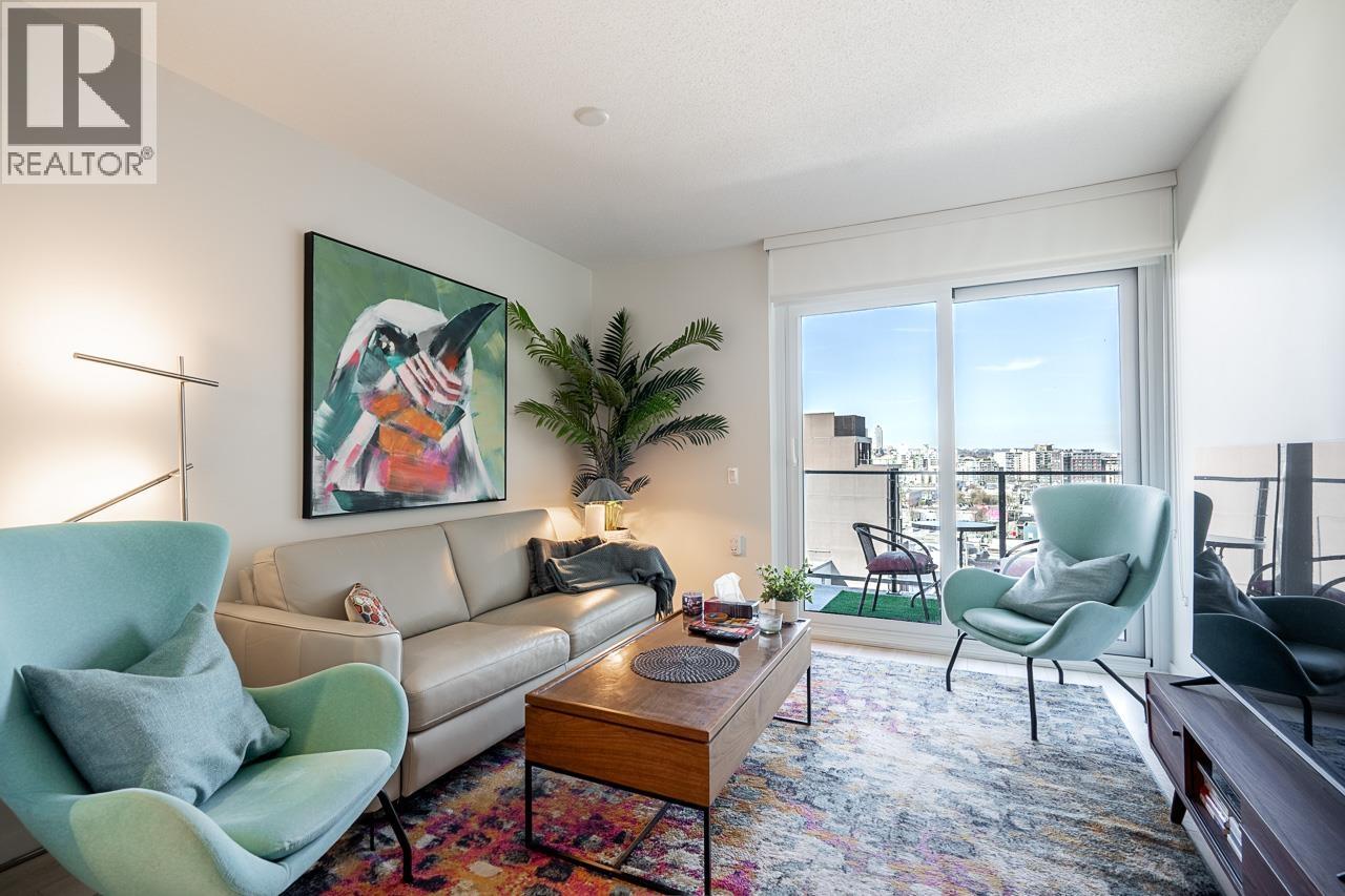 1119 180 E 2ND AVENUE