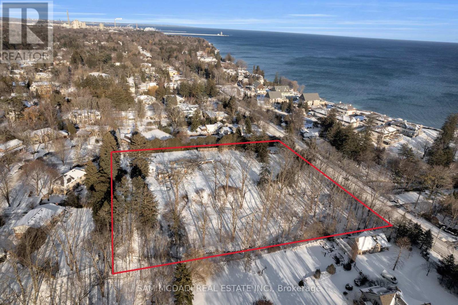 1475 LAKESHORE ROAD E