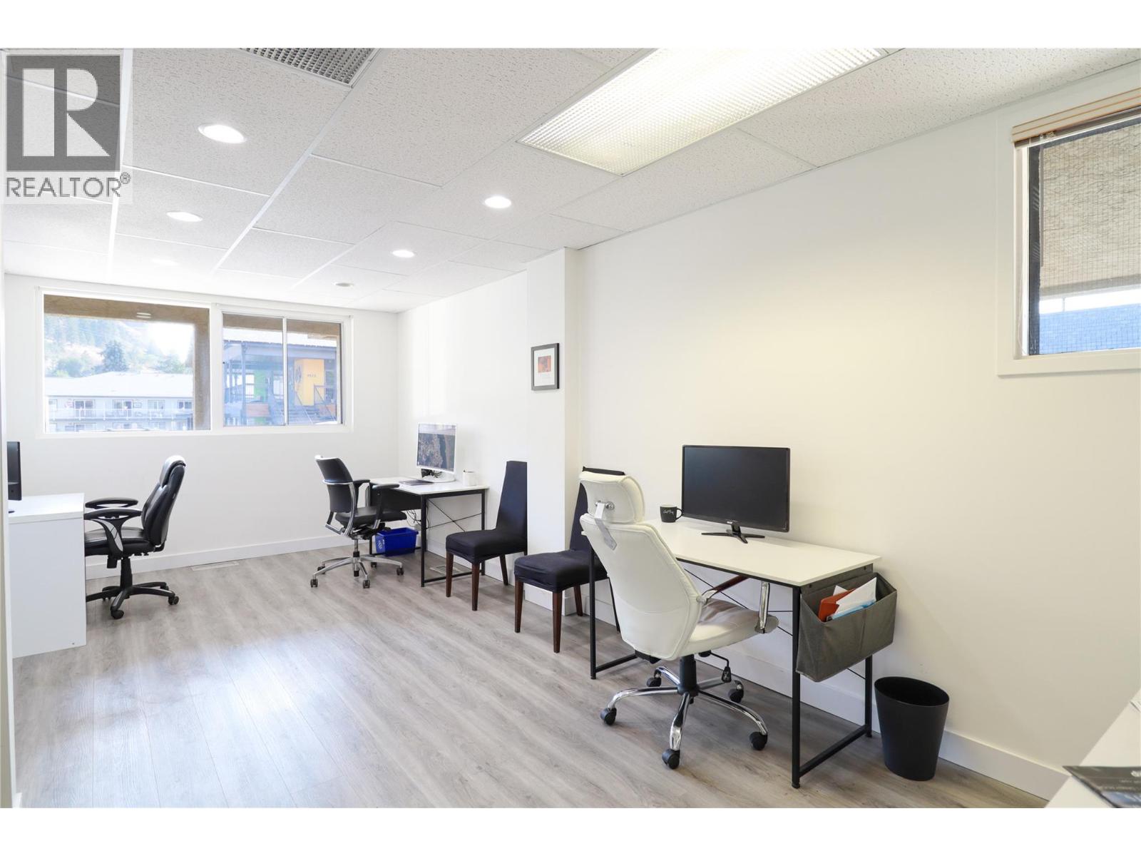 9522 WHARTON Street Unit# 102