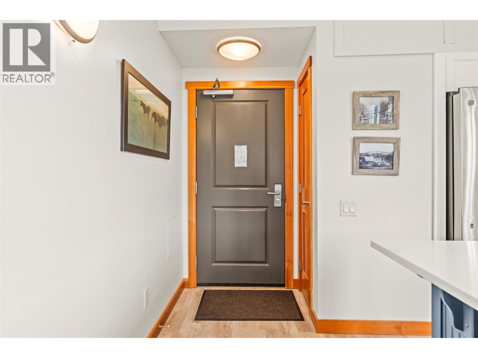 107 Village Centre Court Unit# 416