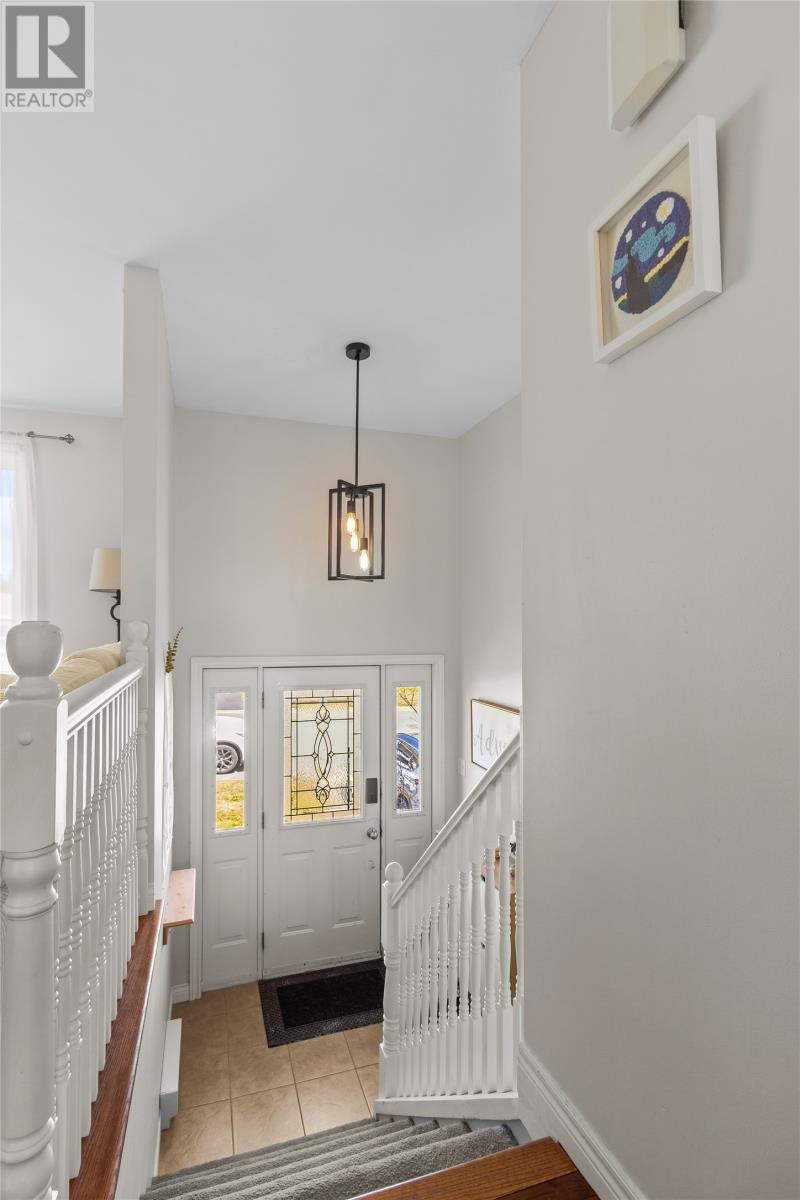 5 Mahogany Place