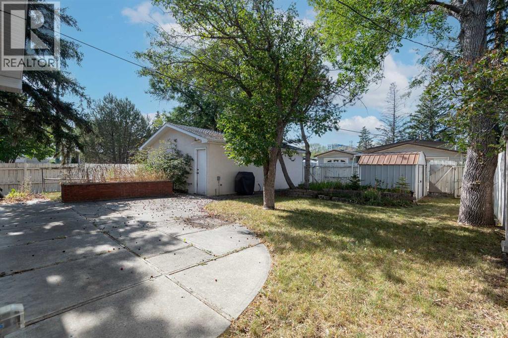 4328 Greenview Drive NE