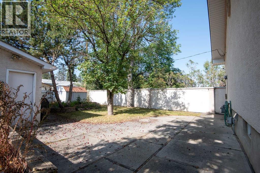 4328 Greenview Drive NE