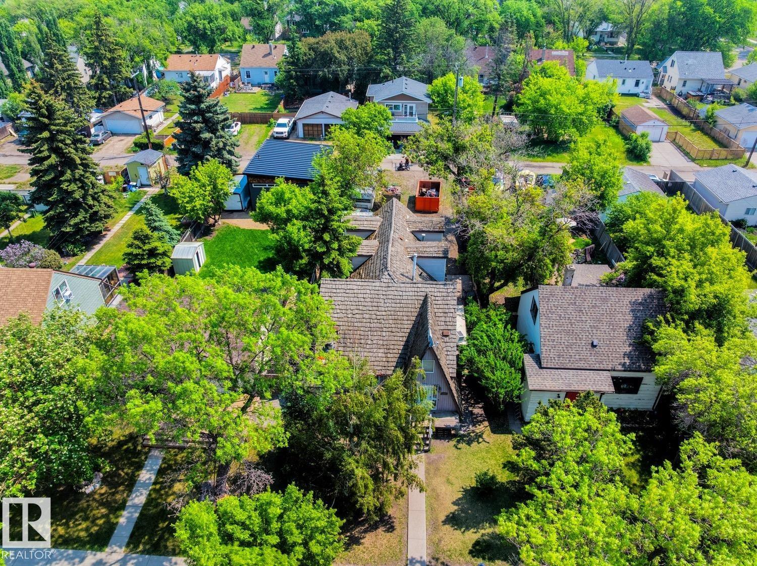 12223 107 ST NW