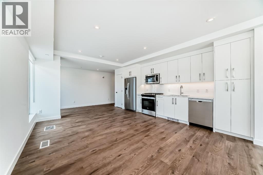 201, 110 18A Street NW