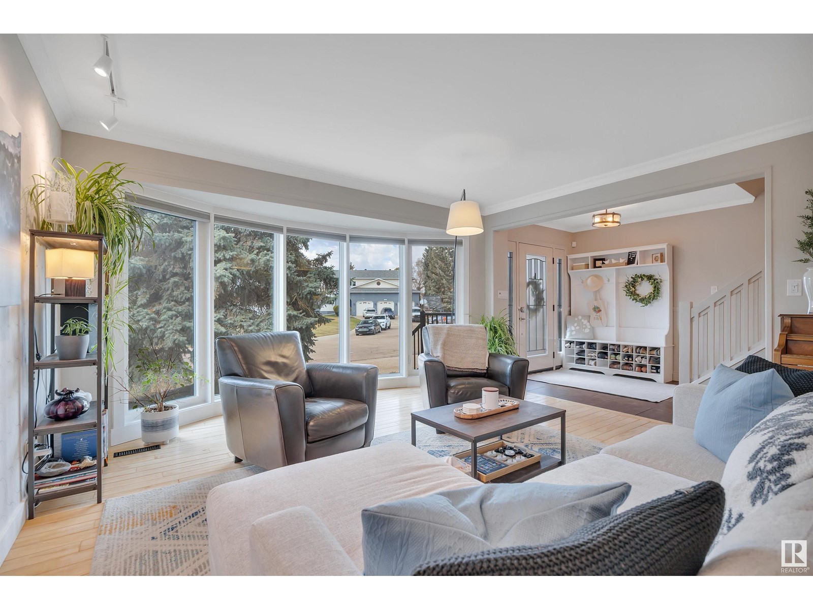 2411 112A ST NW