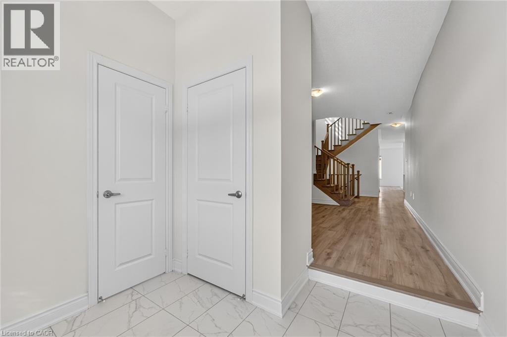 47 BLOOMFIELD Crescent