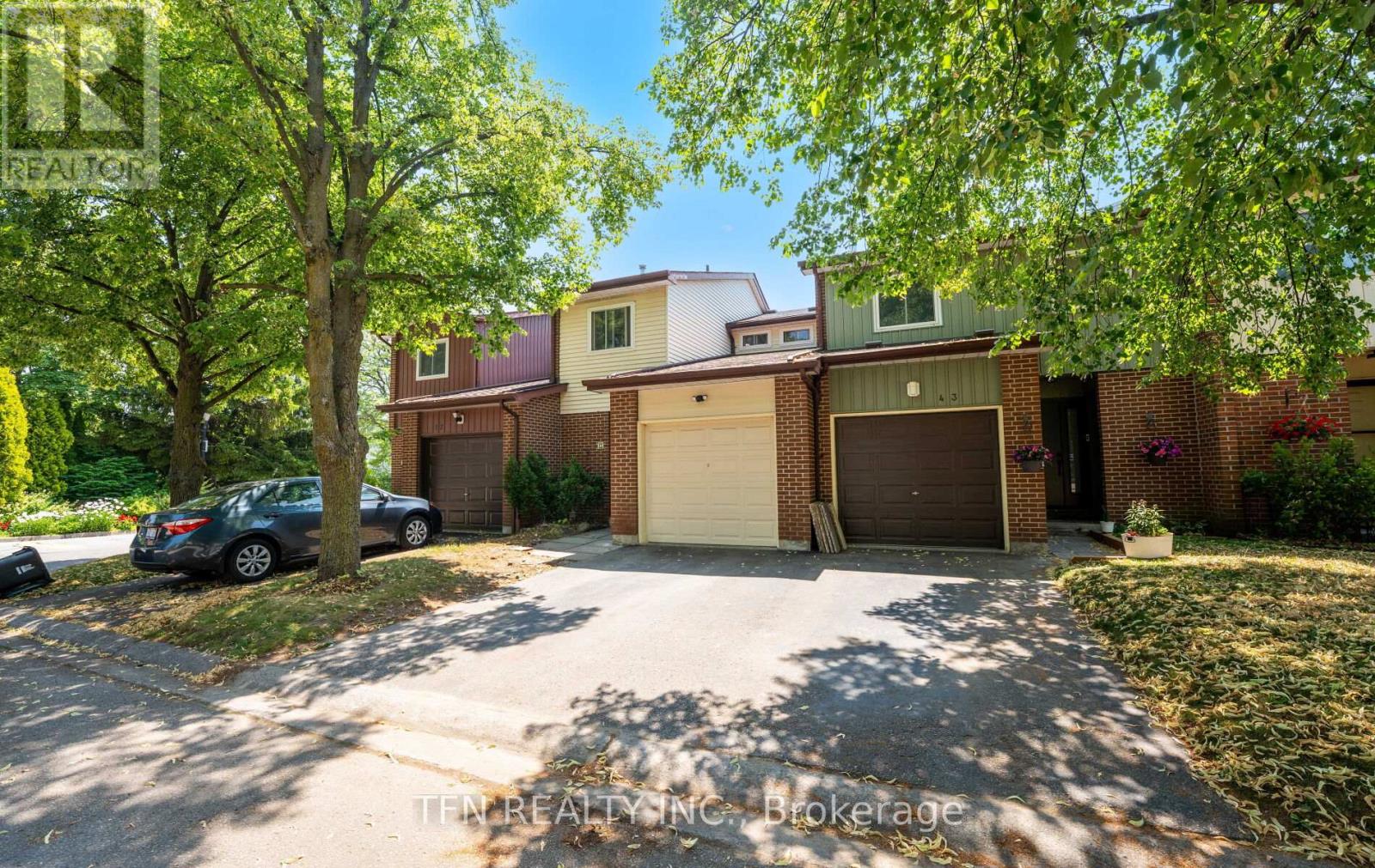 45 - 4662 KINGSTON ROAD