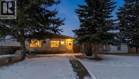 1628 Saskatchewan Street Crossfield AB T0M0S0