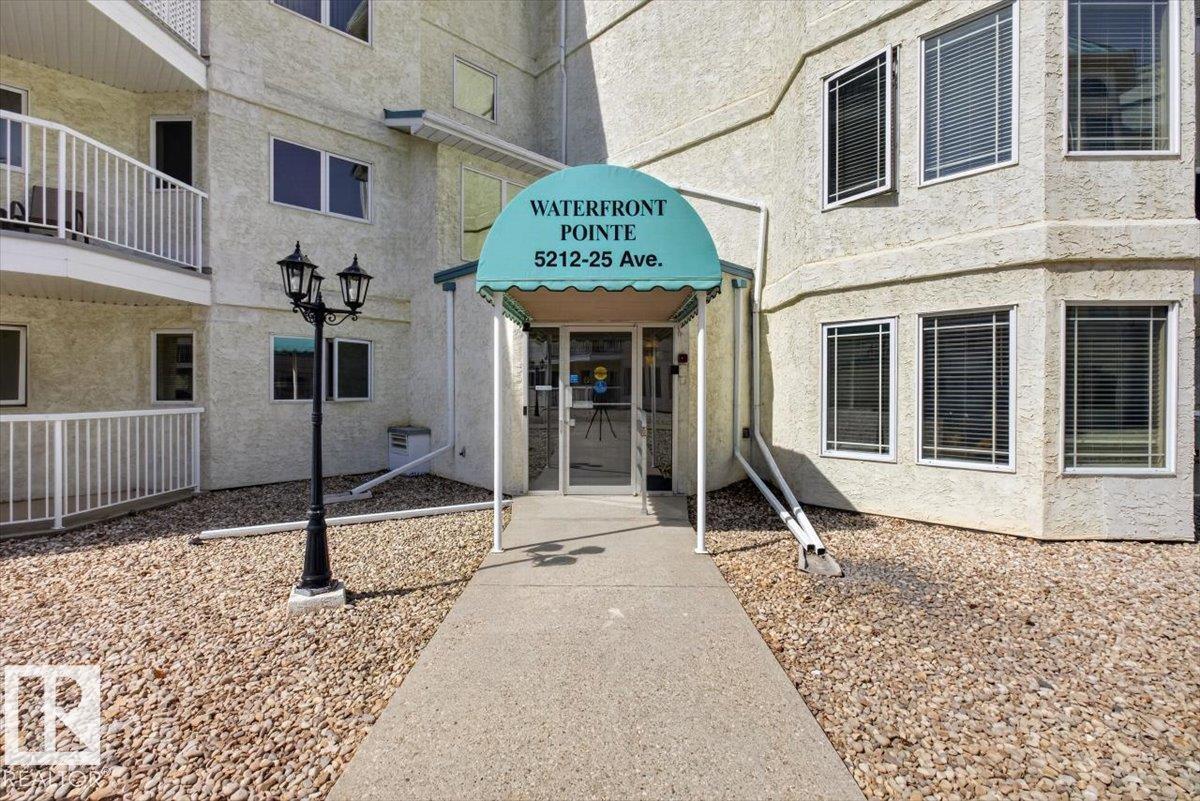 #105 5212 25 AV NW NW