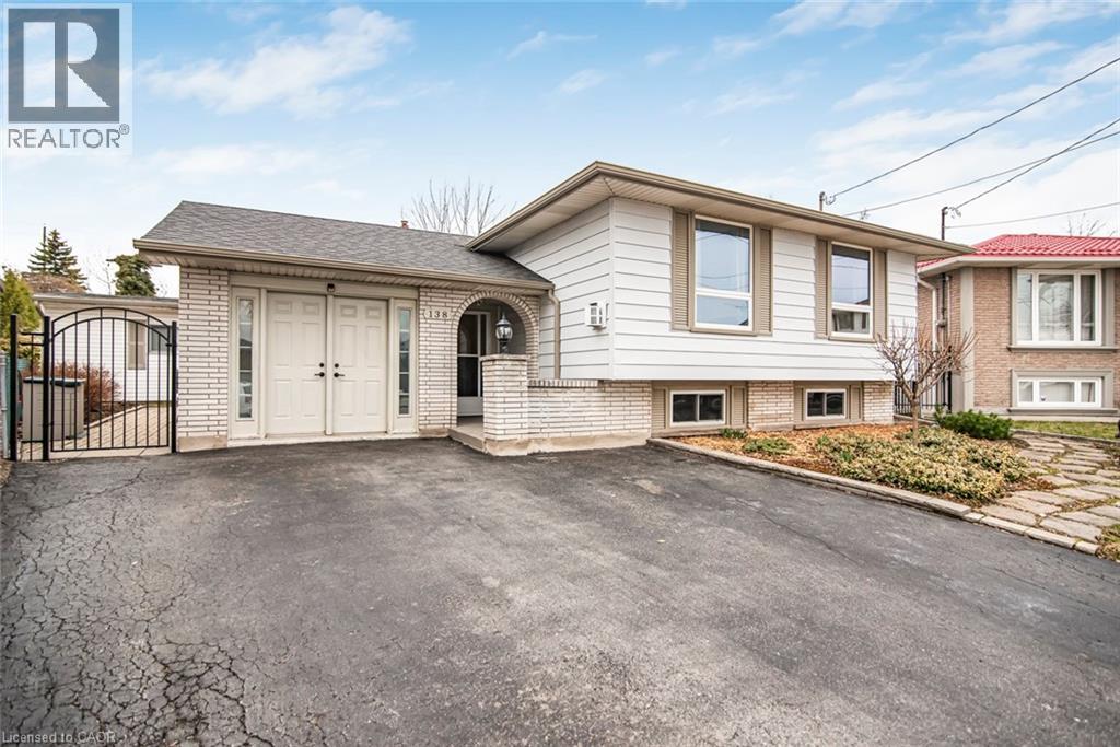 138 GREENINGDON Drive