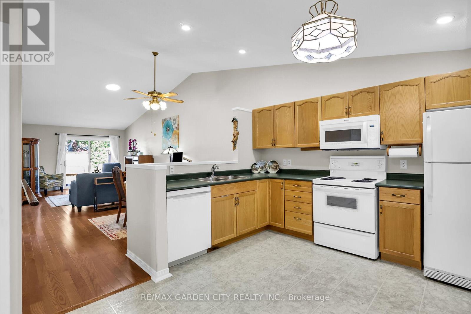 27 - 303 CENTRAL AVENUE