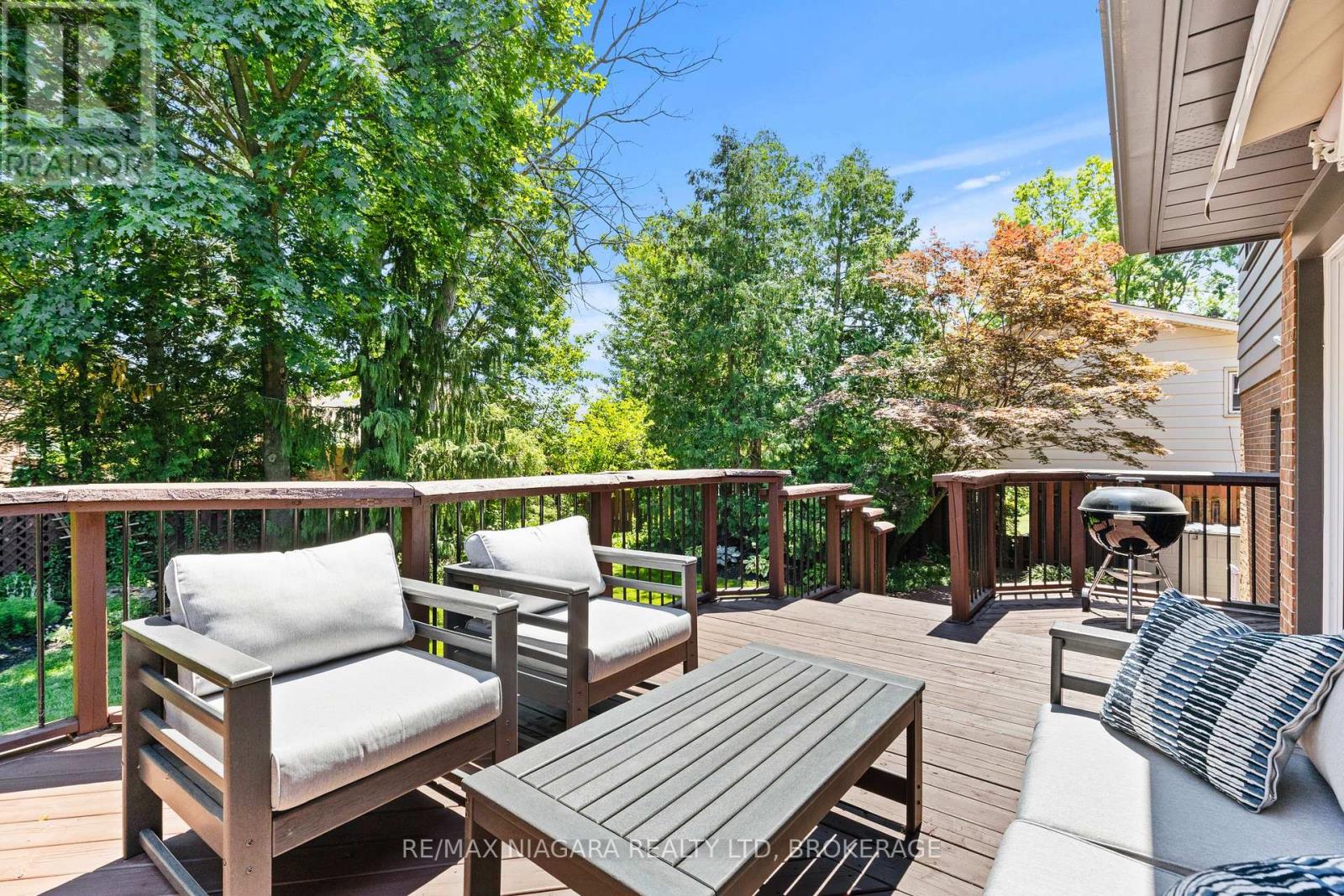2786 LALEMANT ROAD