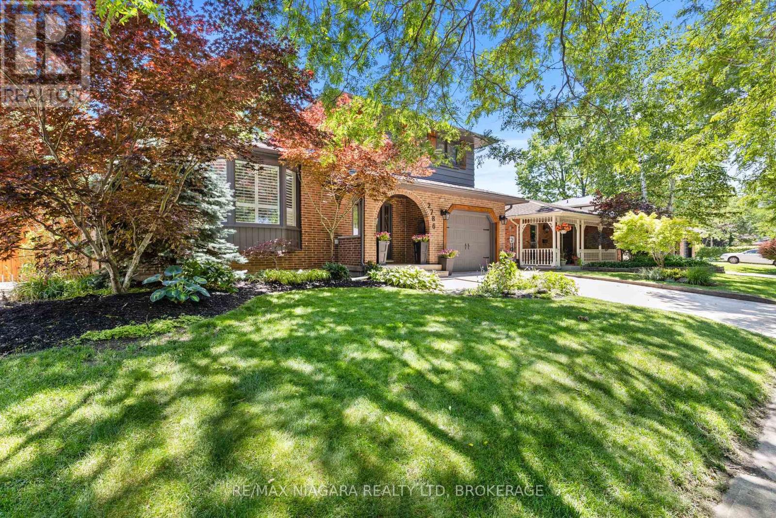2786 LALEMANT ROAD