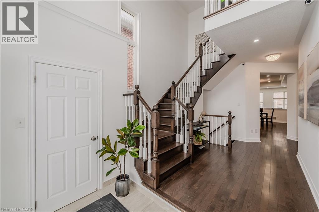 498 THOMAS SLEE Drive