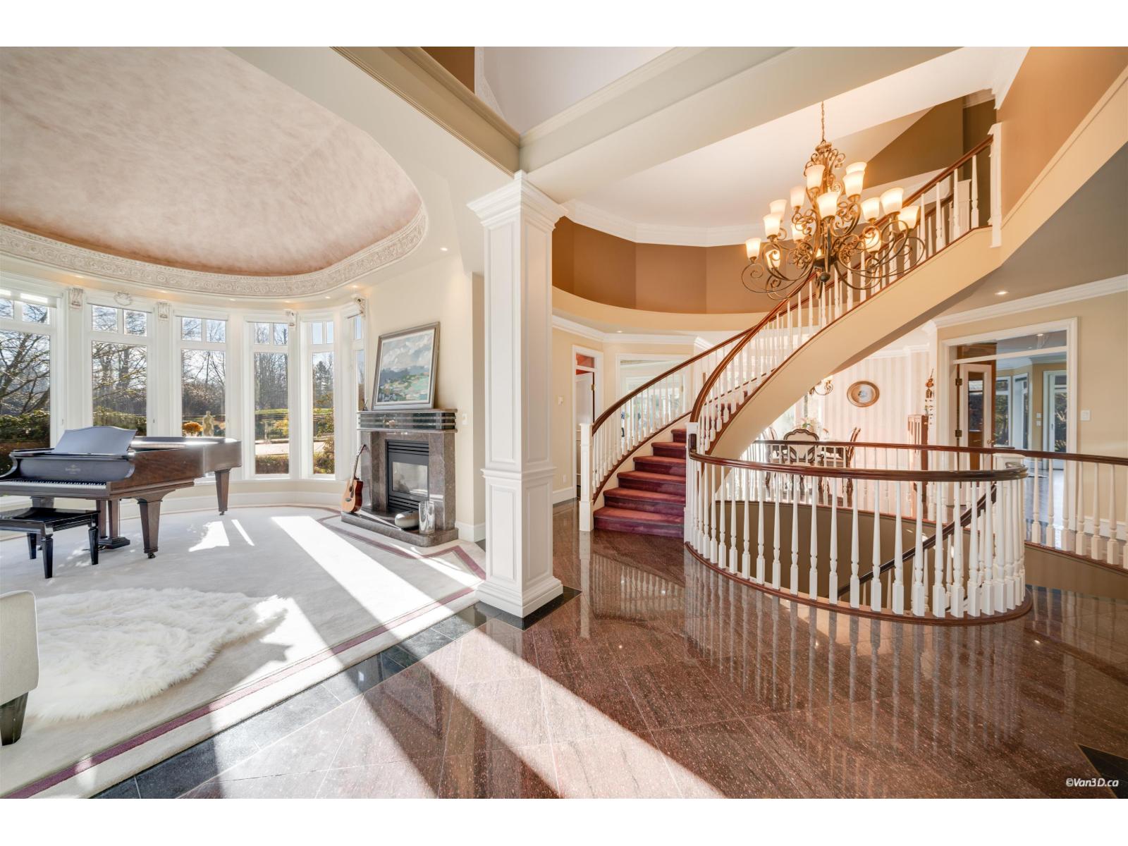 15783 COLLINGWOOD CRESCENT