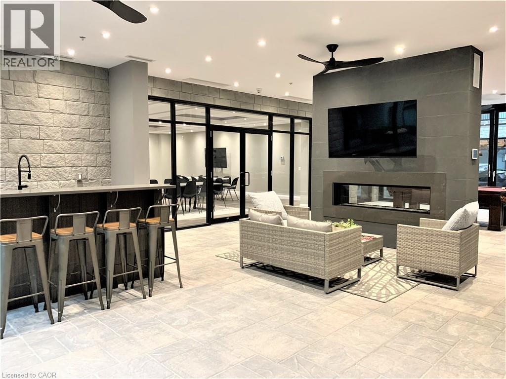 1 REDFERN Avenue Unit# 135