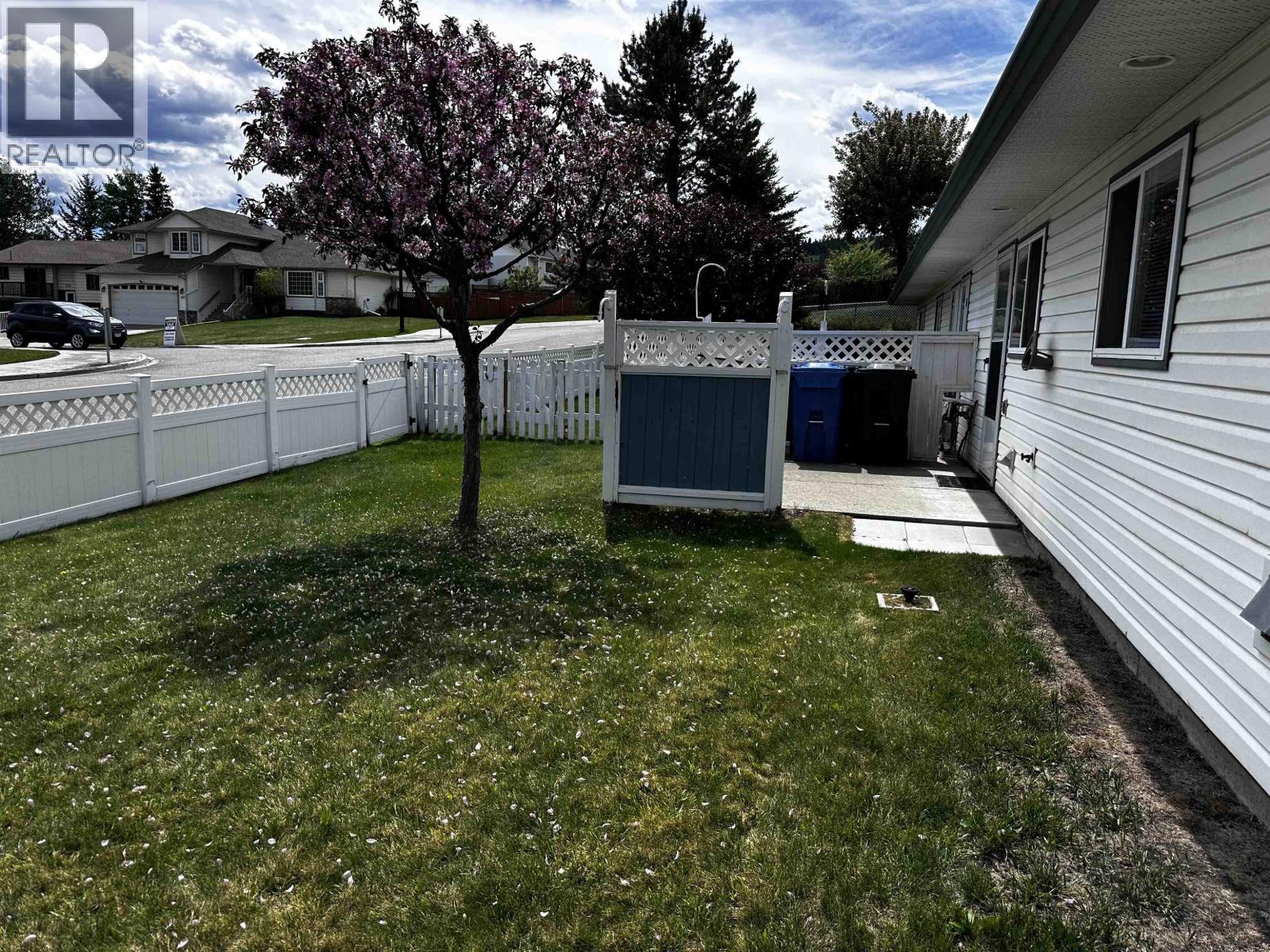 1 814 CARIBOO TRAIL