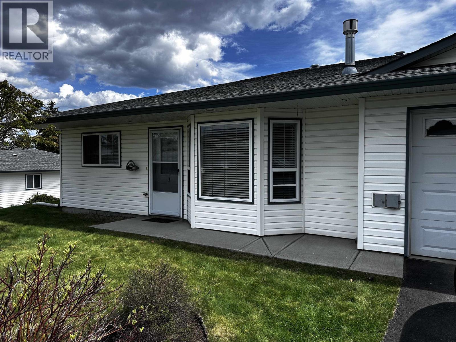 1 814 CARIBOO TRAIL
