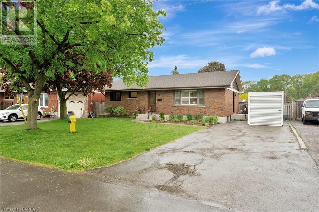38 HICKERY Place