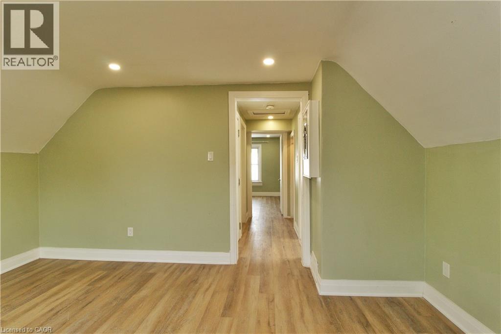 1243 LANGMUIR Avenue Unit# Upper