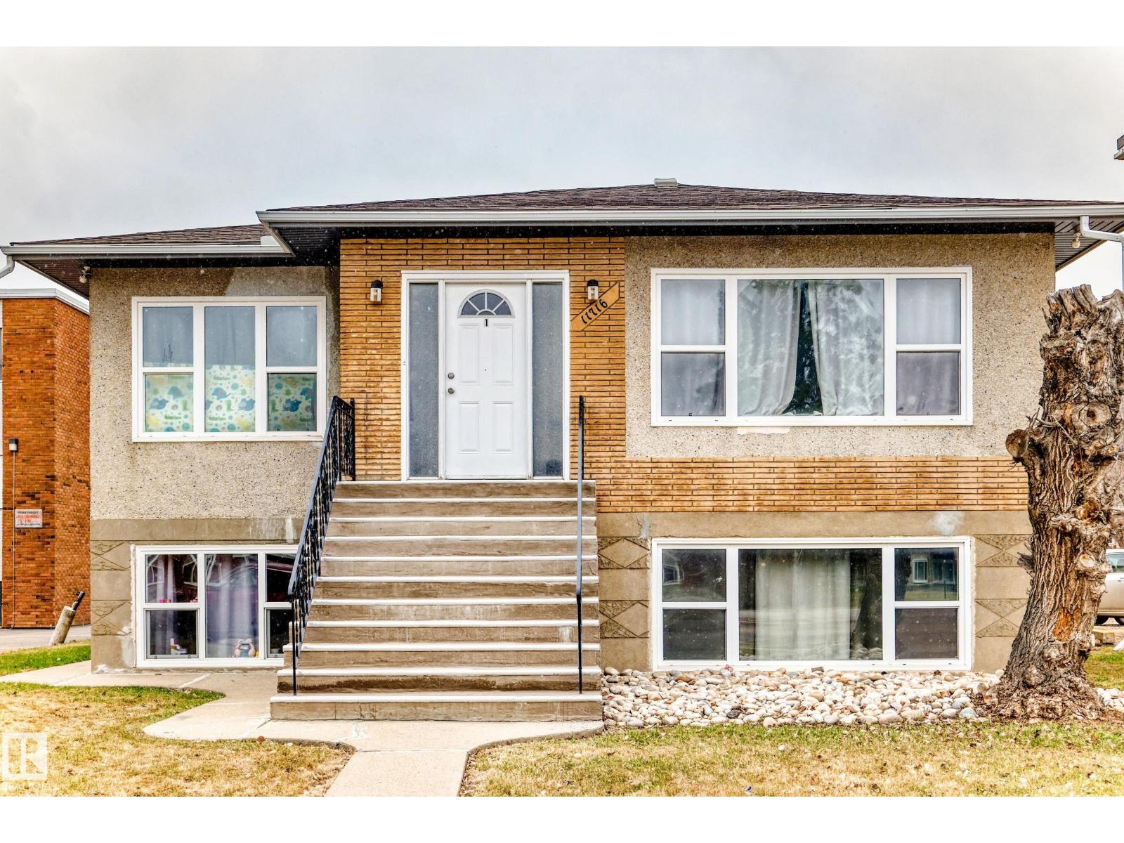 11716 124 ST NW