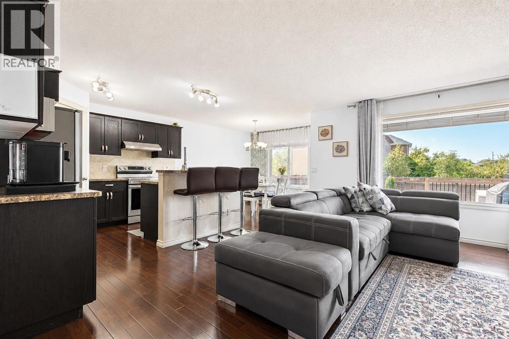 821 Auburn Bay Boulevard SE