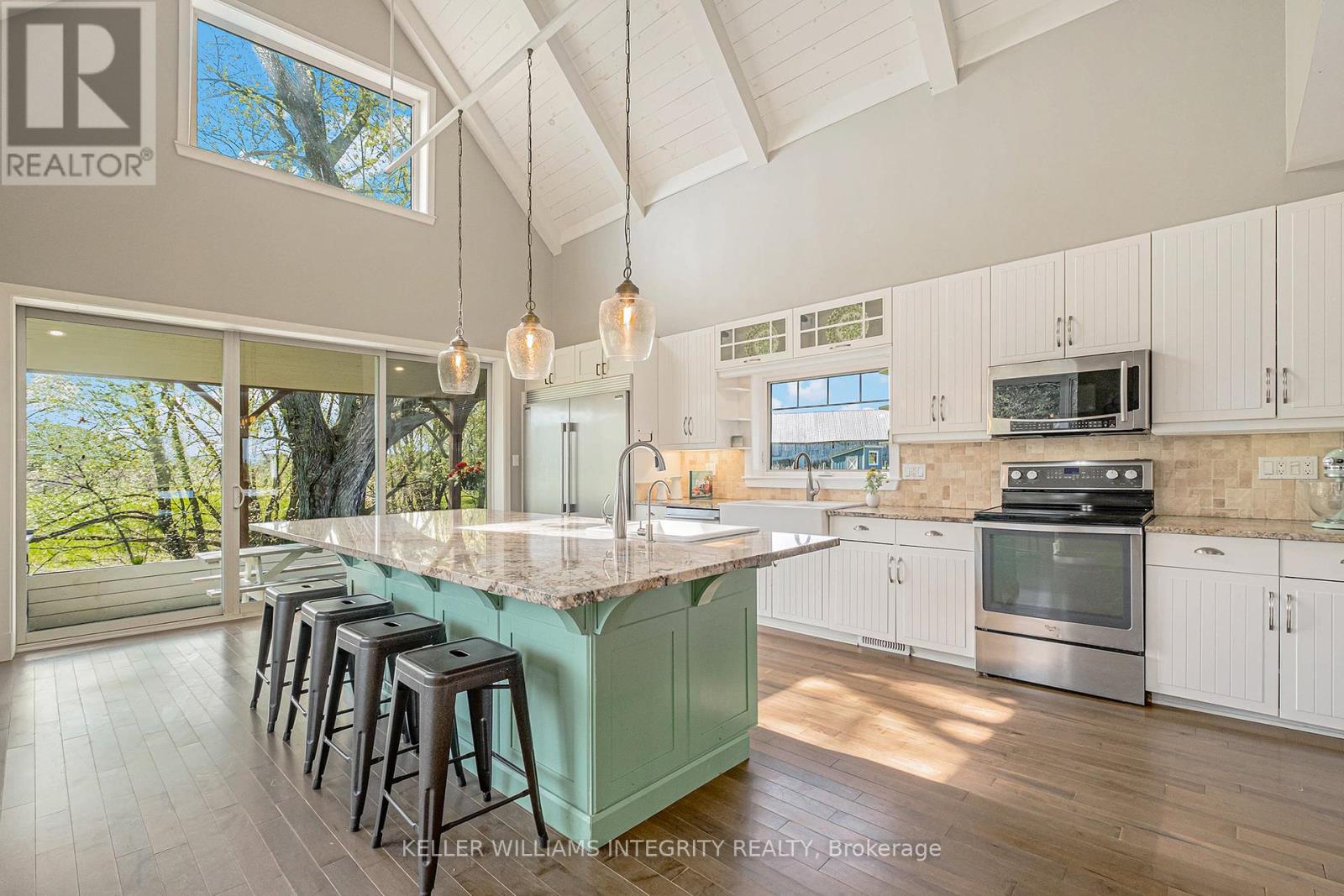 6548 CARP ROAD