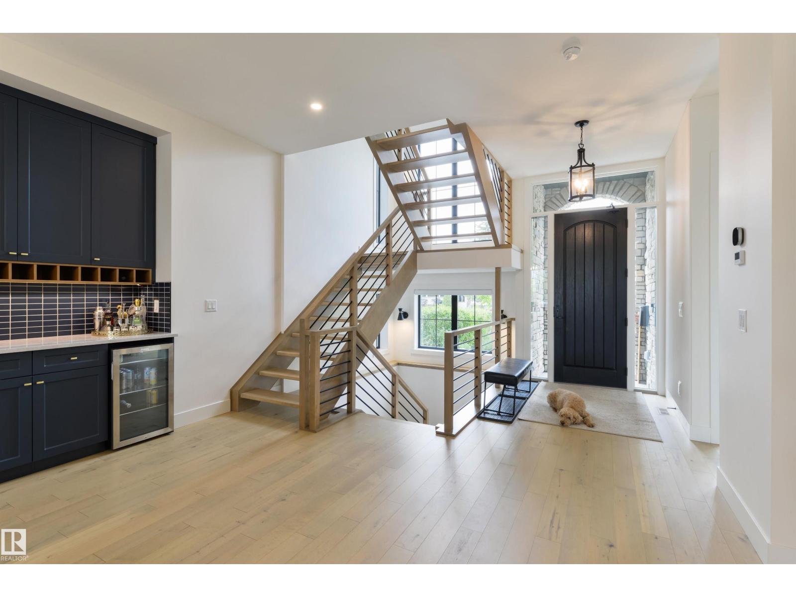 8107 144 ST NW