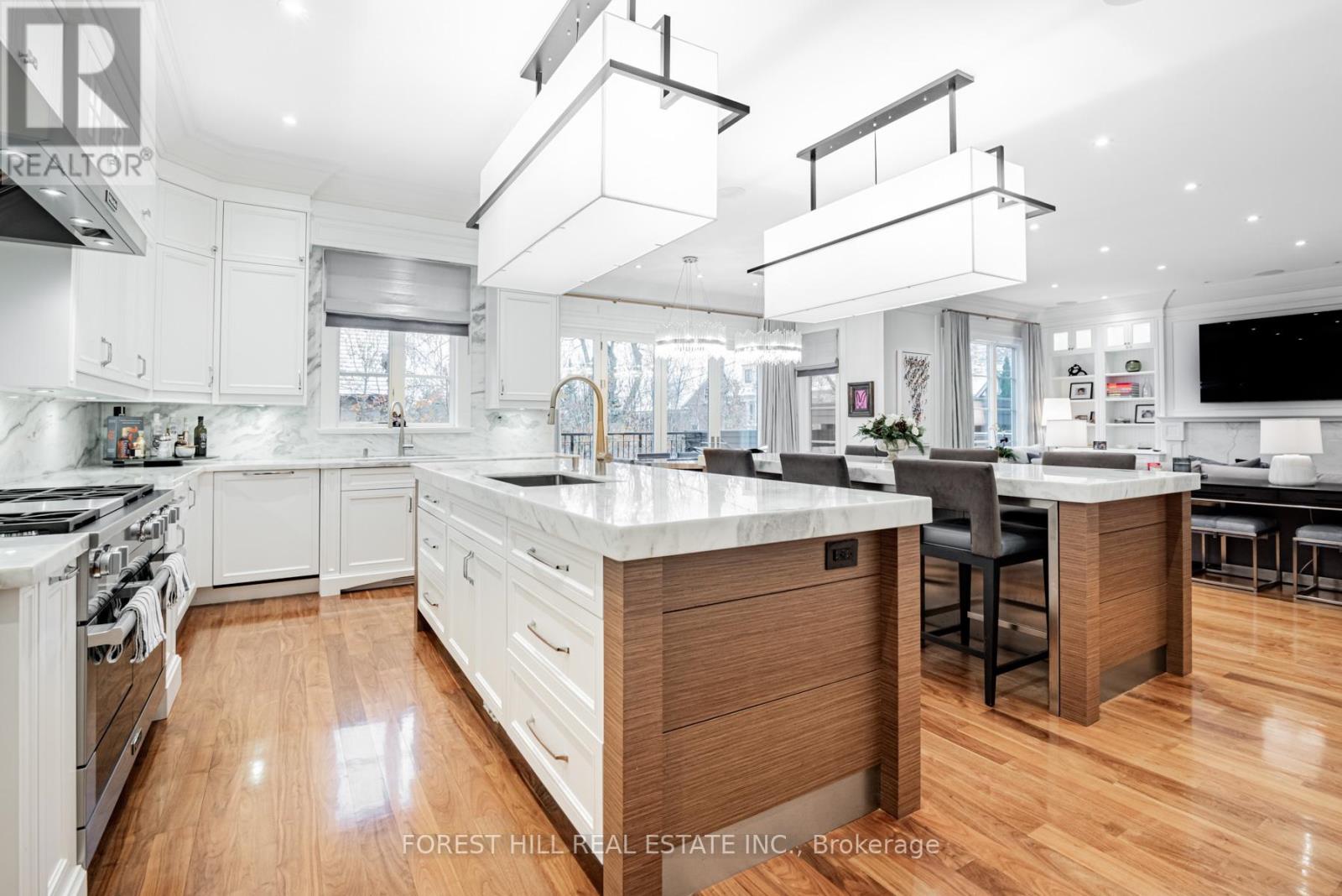9 DEWBOURNE AVENUE