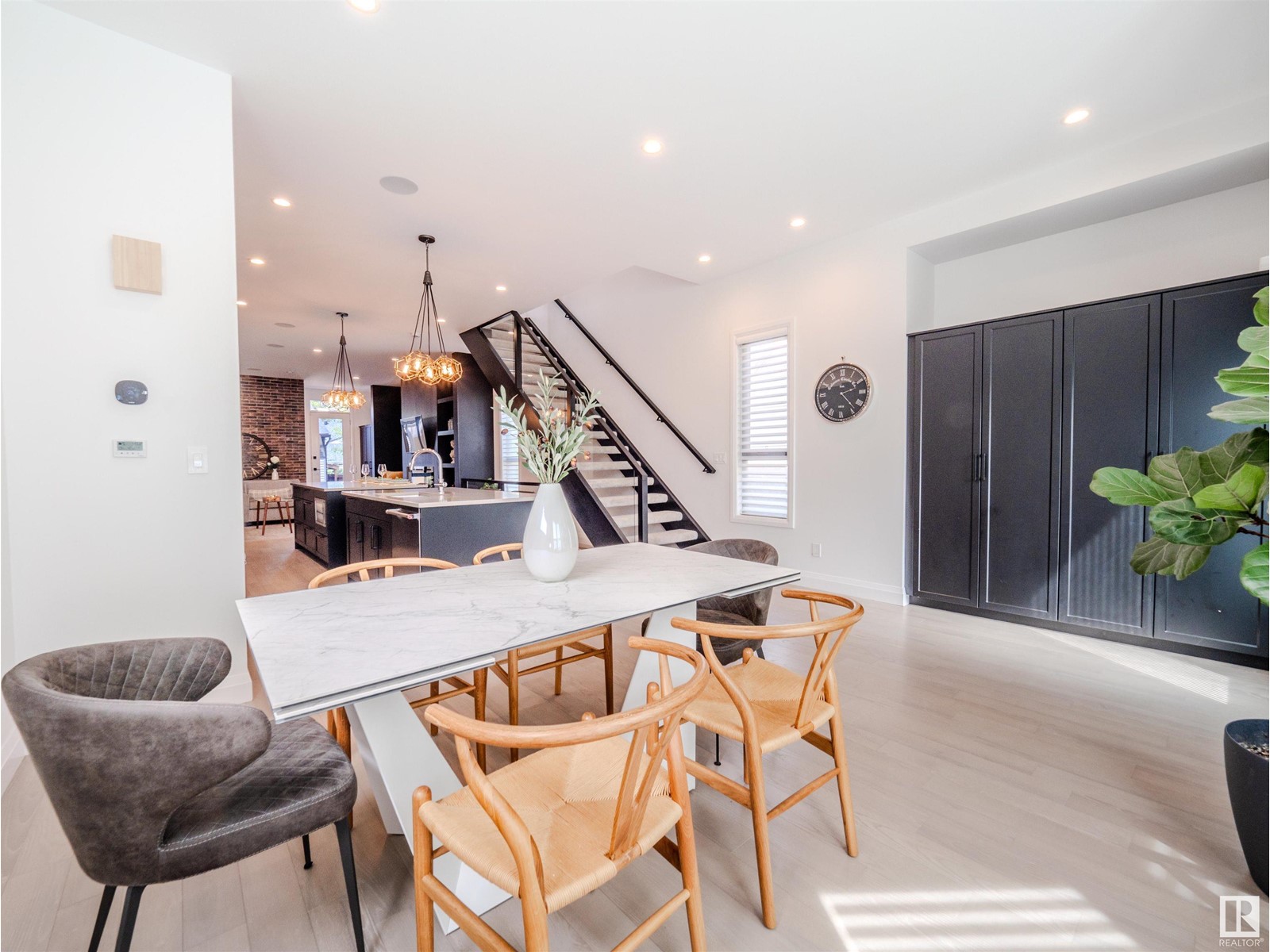 10732 128 ST NW