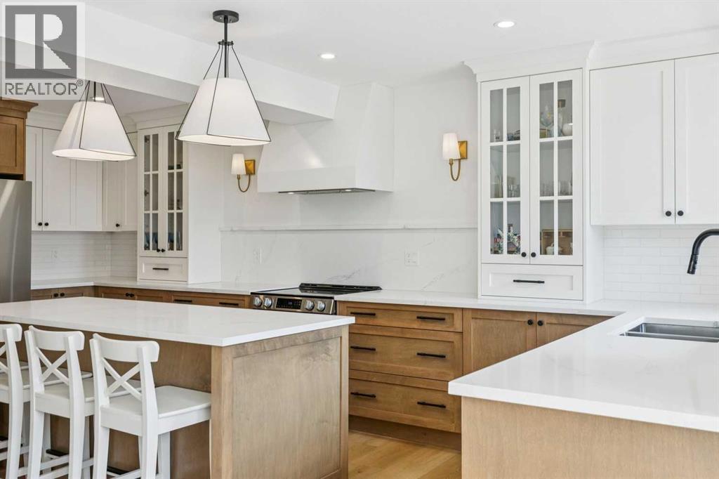 5, 140 Point Drive NW