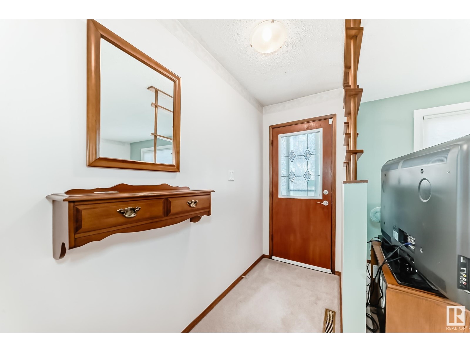 15003 76 ST NW