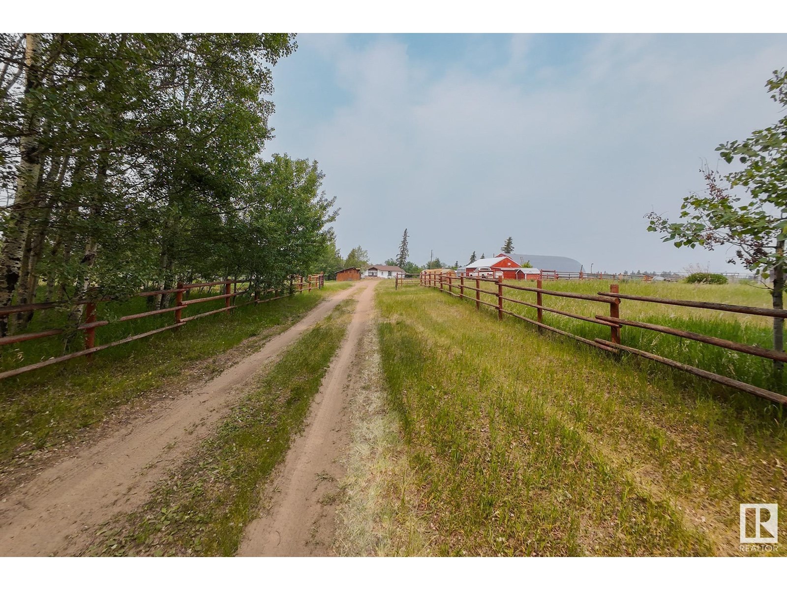 22204 Township Road 572