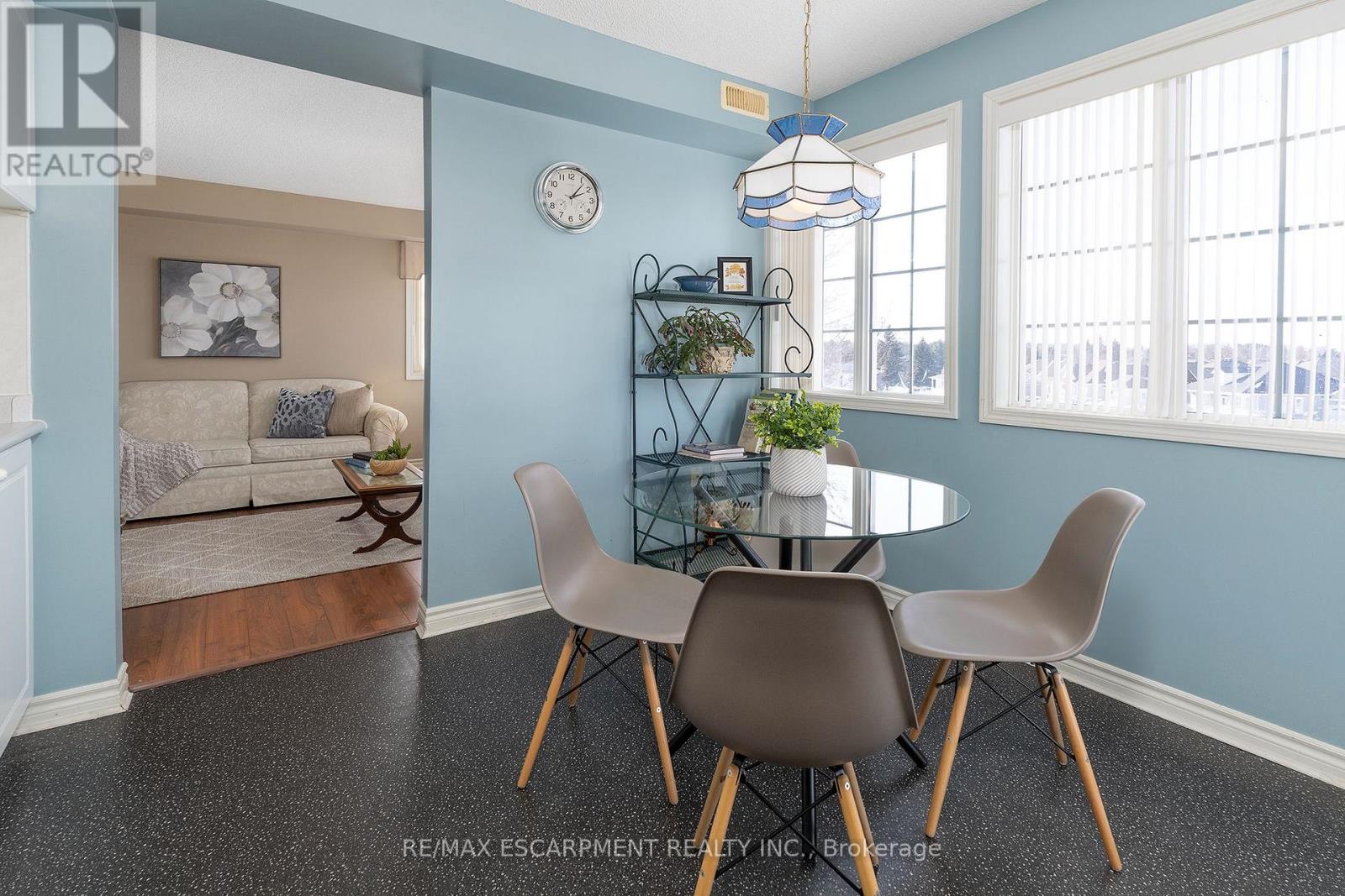 308 - 600 SILVERBIRCH BOULEVARD