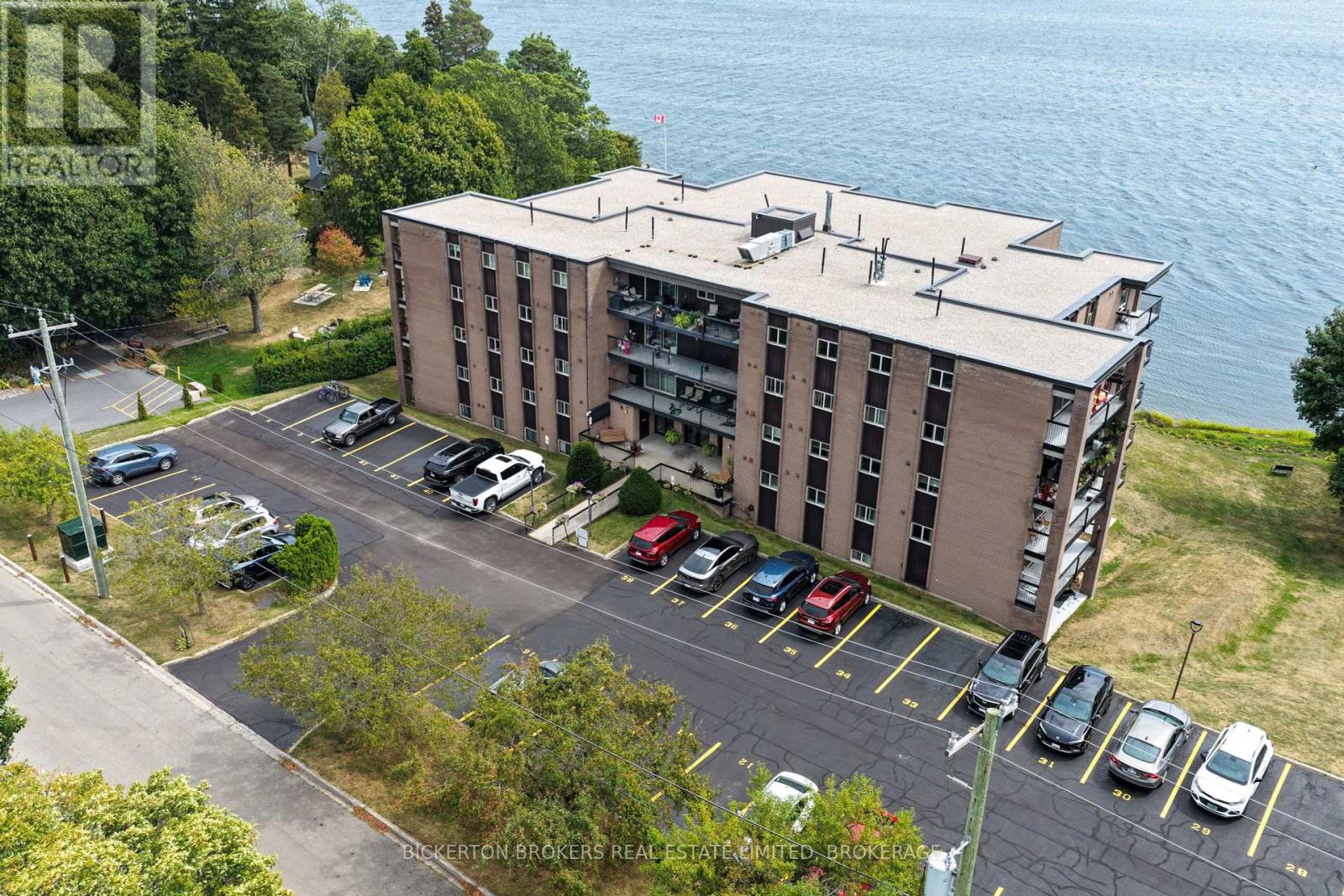301 - 610 WILLIAM STREET S