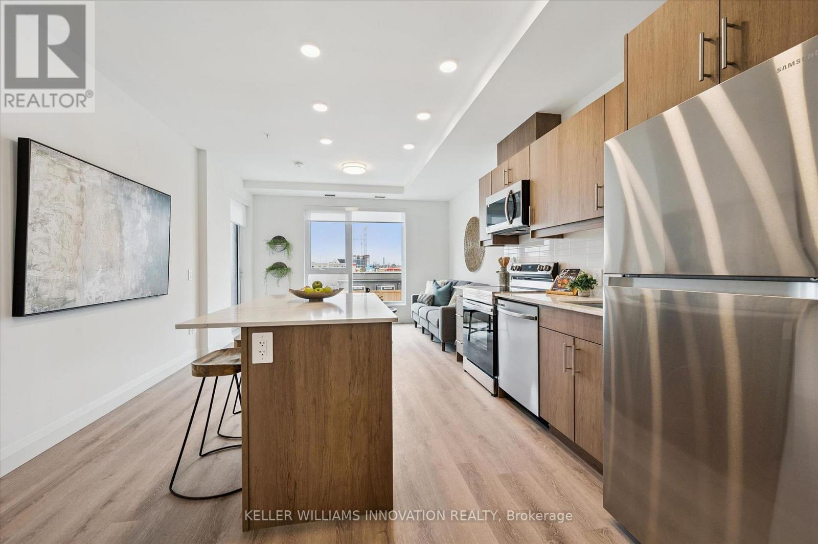 214 - 1333 WEBER STREET E