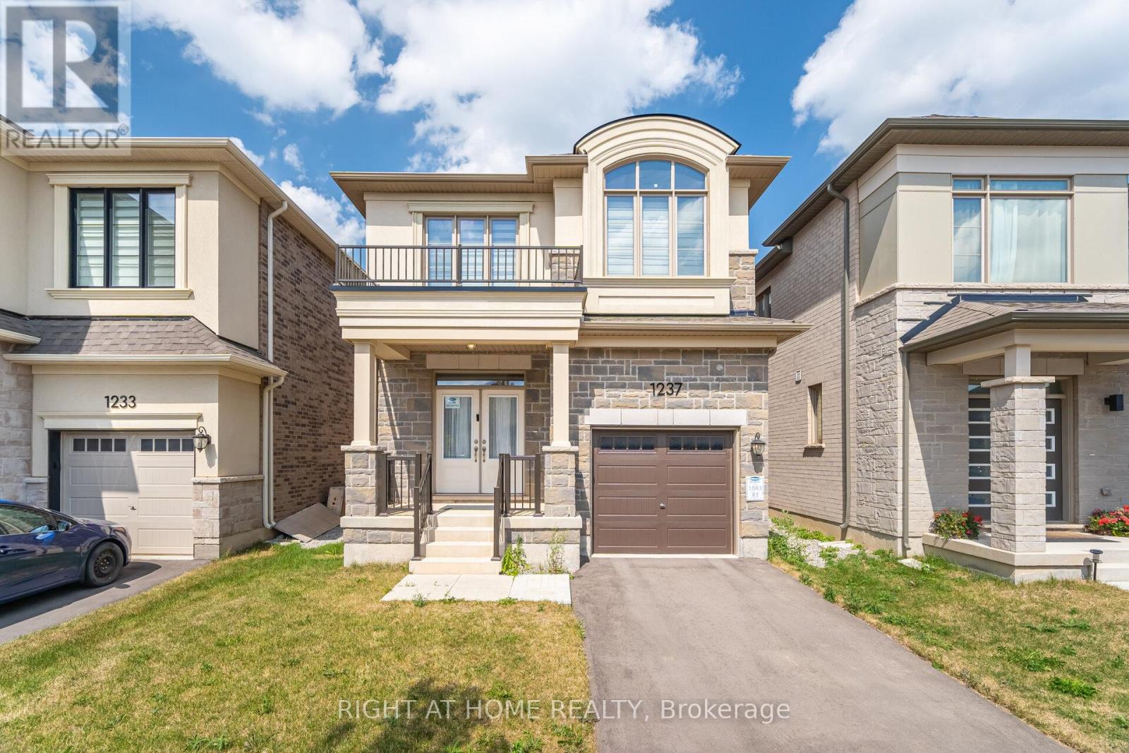 1237 TRUDEAU DRIVE